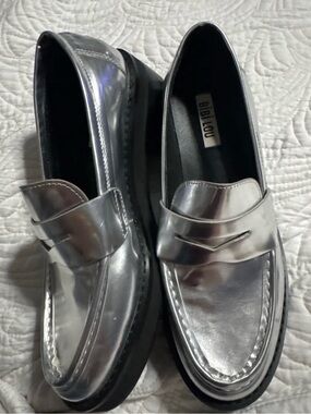 Bibi Lou Women’s Metallic Silver Penny Loafers